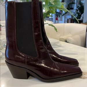 L'INTERVALLE Marky Dark Brown Western 2.5” Heeled Chelsea style taller Boots
